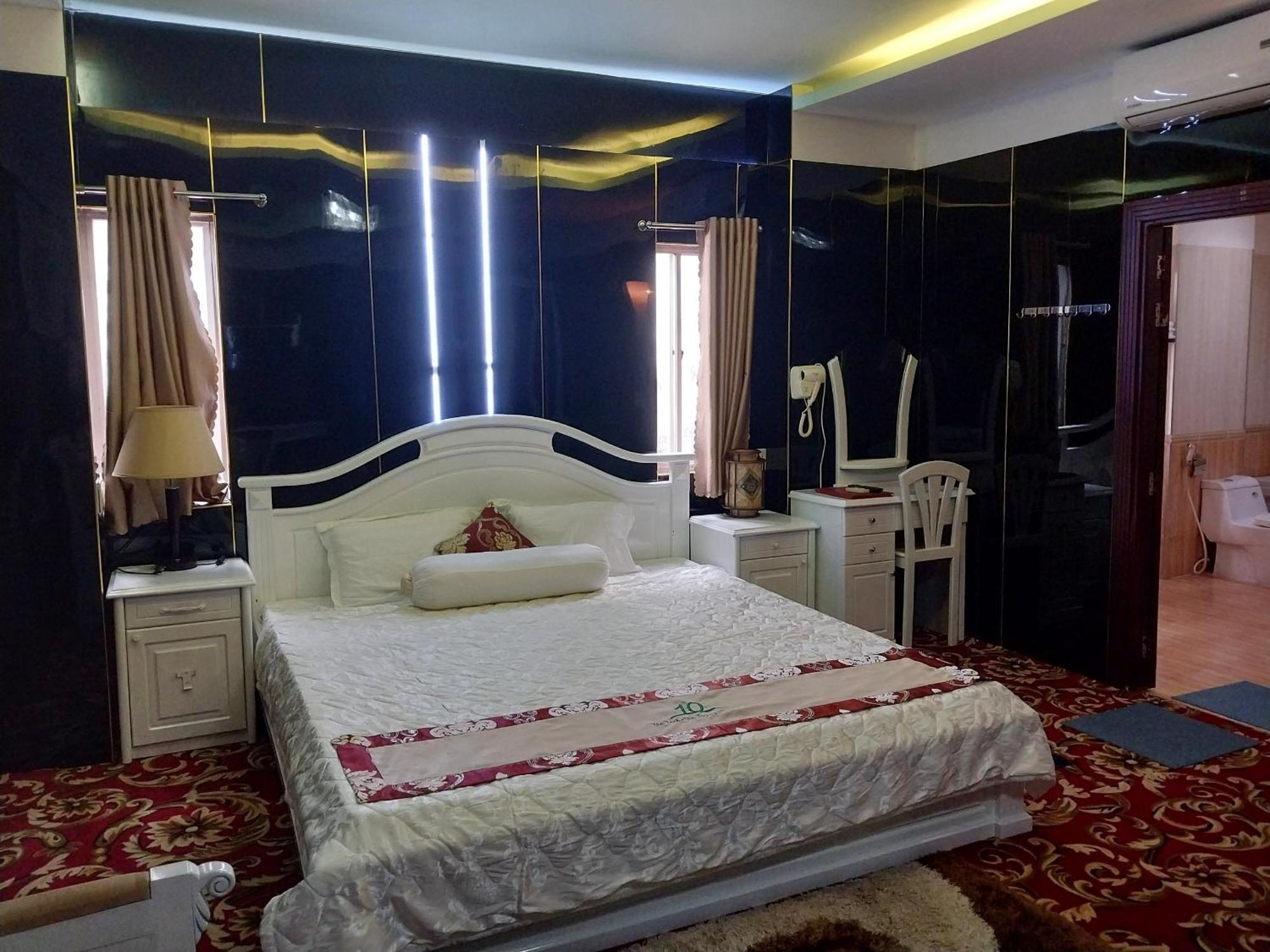 Nhat Quy Hotel タイニン エクステリア 写真