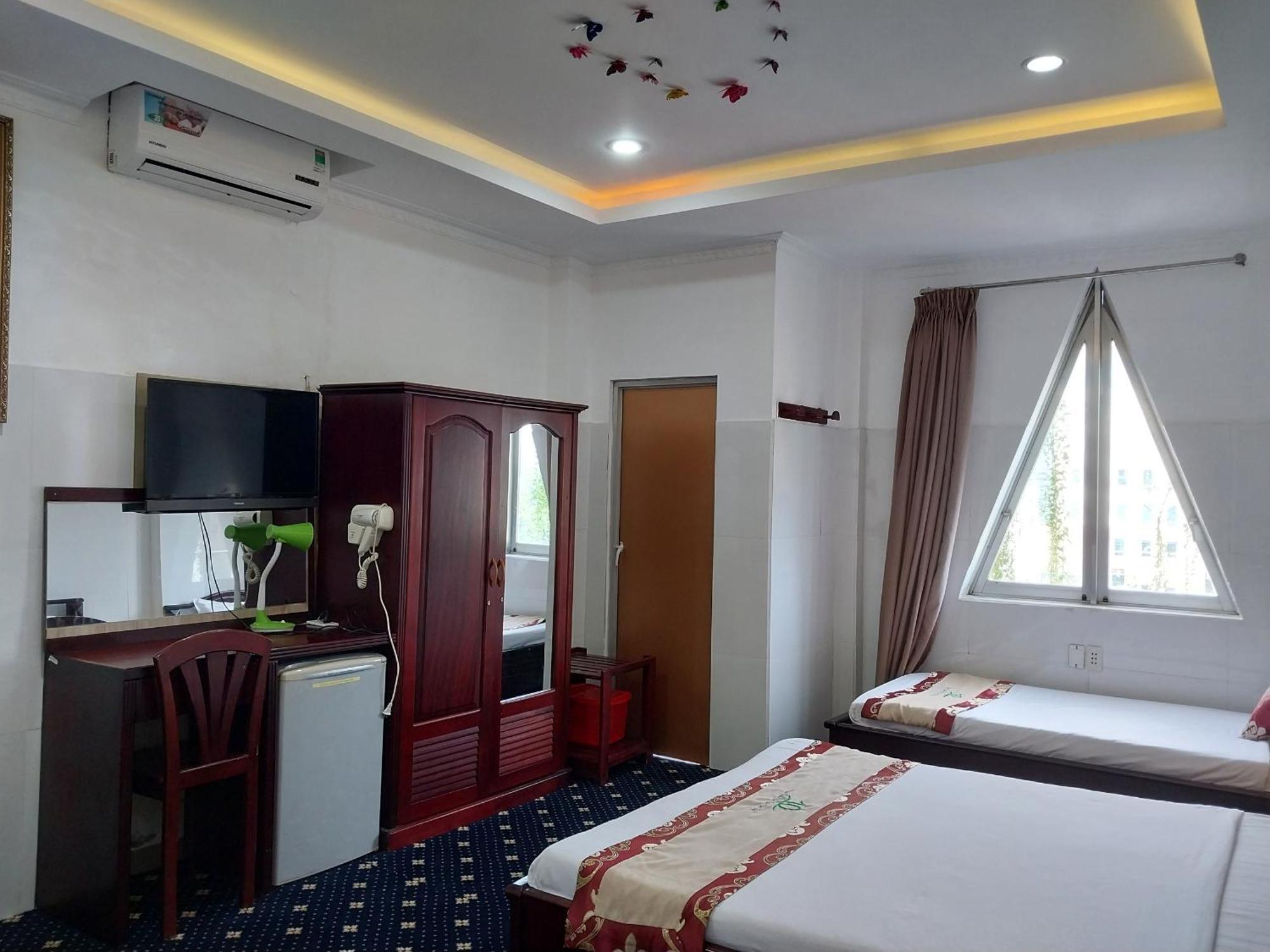 Nhat Quy Hotel タイニン エクステリア 写真