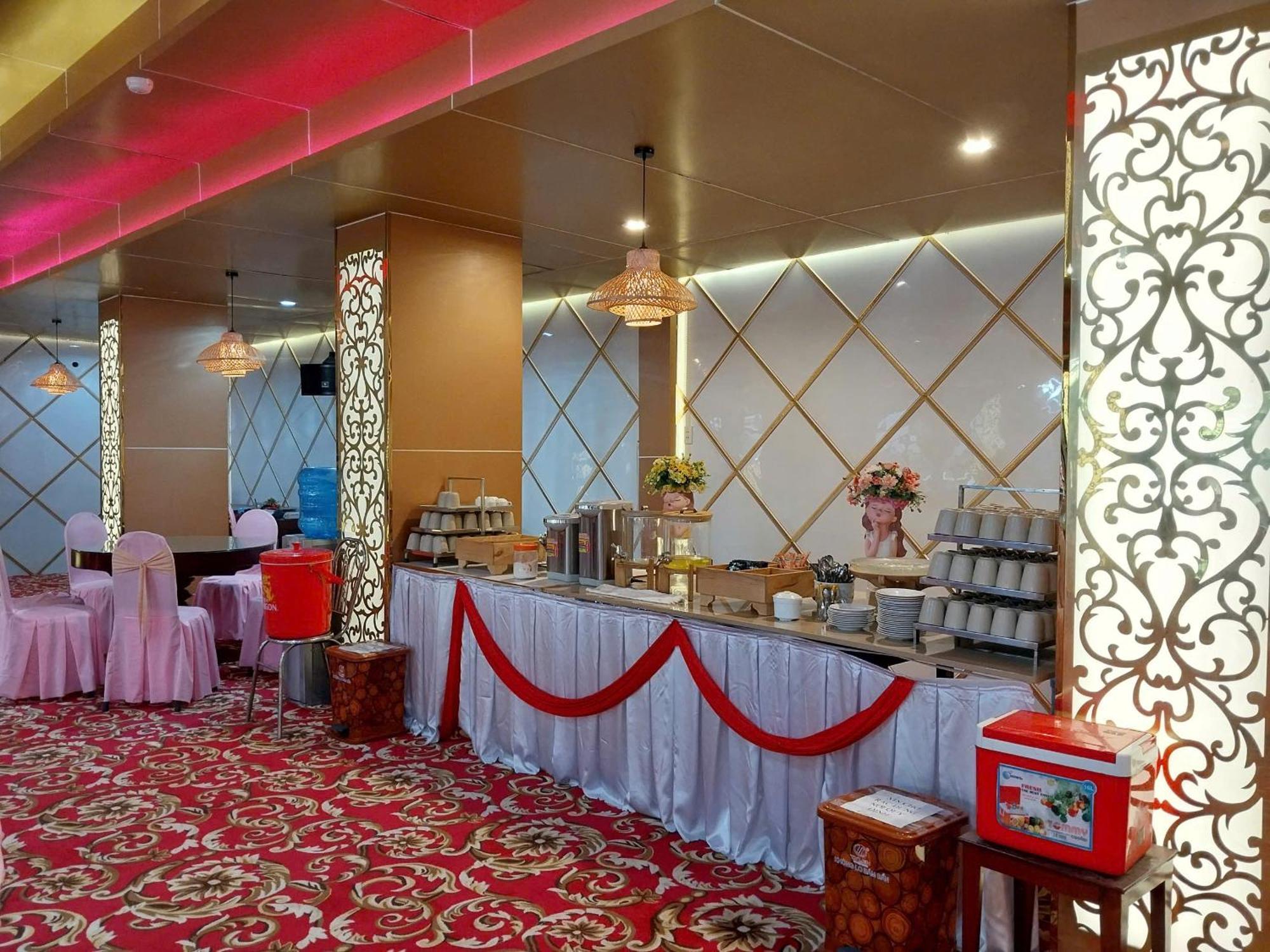 Nhat Quy Hotel タイニン エクステリア 写真