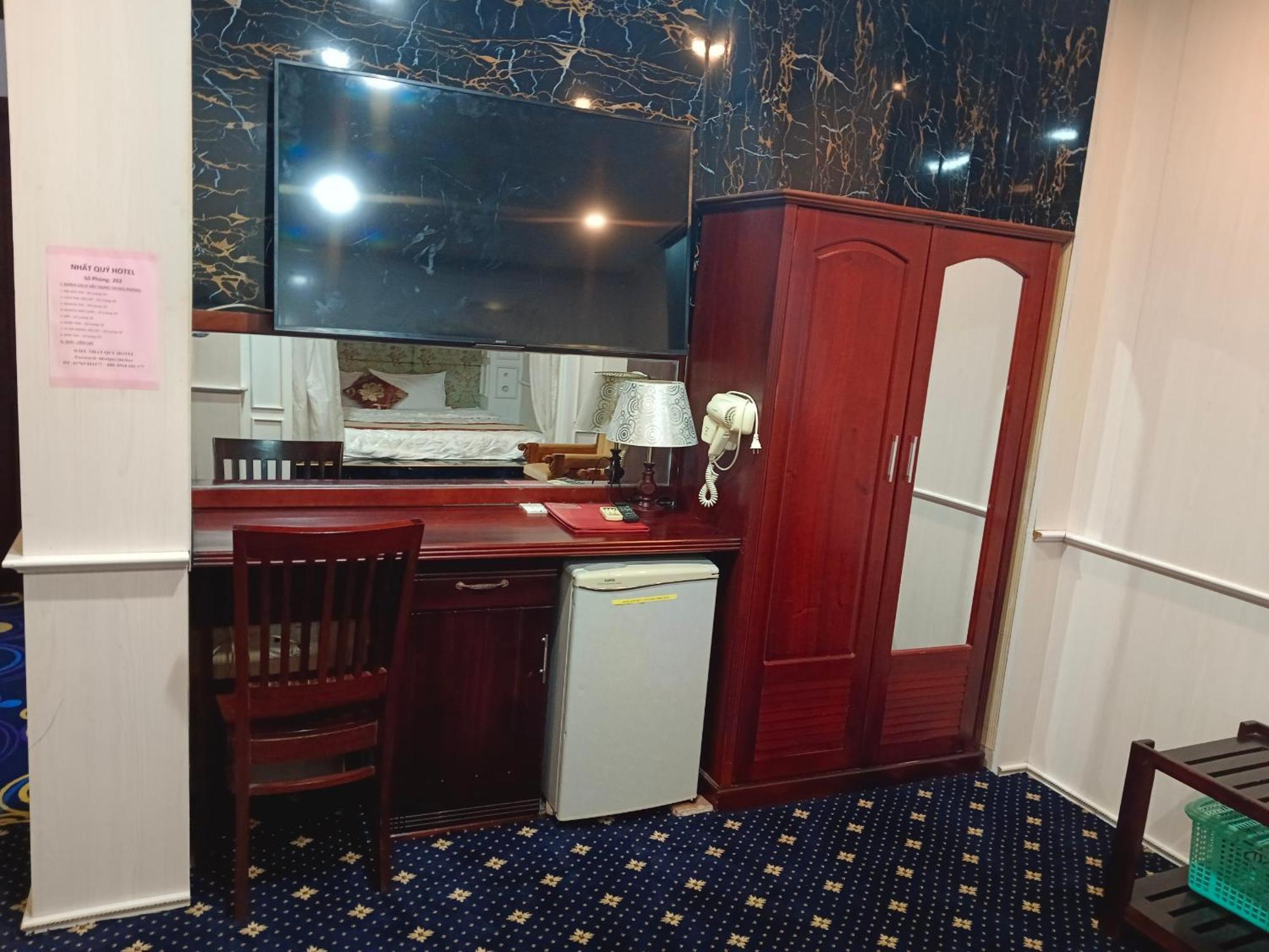 Nhat Quy Hotel タイニン エクステリア 写真