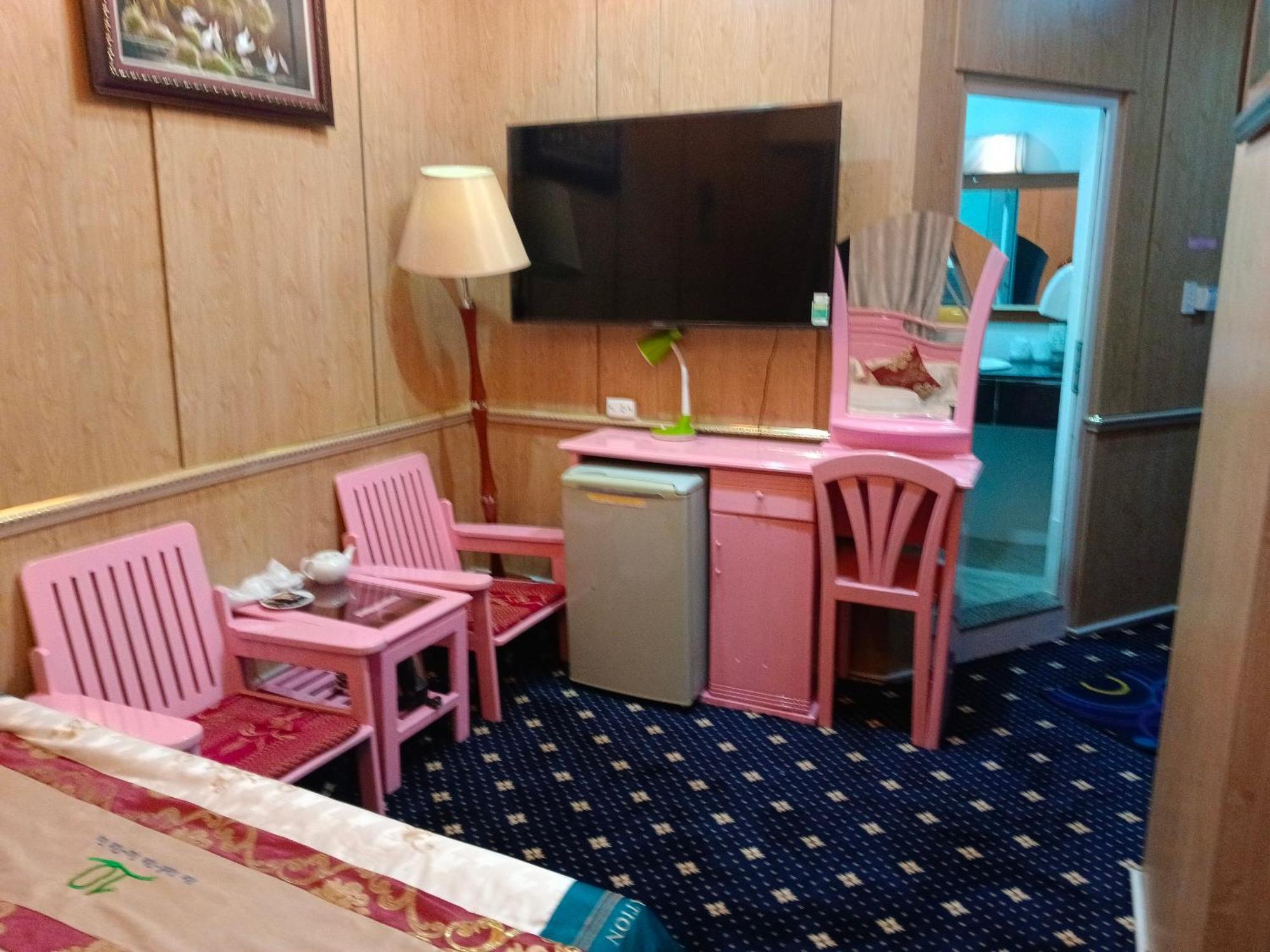 Nhat Quy Hotel タイニン エクステリア 写真